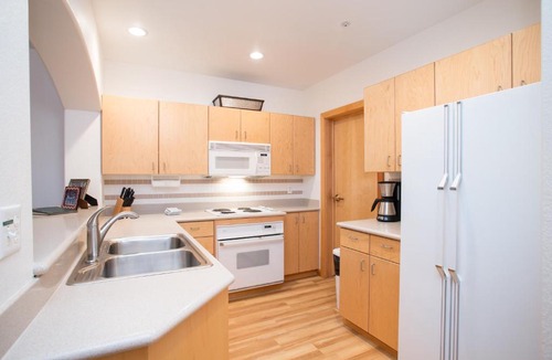 Salt Lake Mountain Resorts Apartment | 4314 - Two Bedroom Deluxe Creekside Condominiums condo
