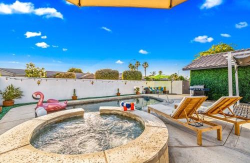 Bermuda Dunes House | 4BR Desert Escape PoolGame Room