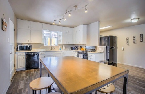 East Colorado Springs House | 4BR w Grill near Olympic Training Cntr in Colorado