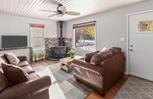 Columbia Falls House | 4th Ave Hideaway - Cozy home with spacious yard