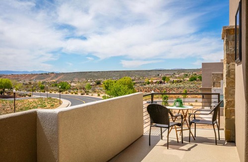 Washington House | 5 Bedroom Canyon View Corner 2257