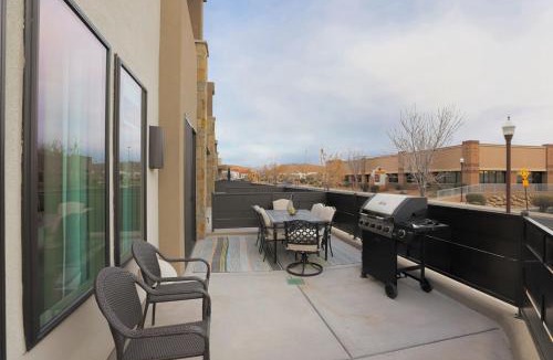 Washington House | 5 Bedroom Canyon View Corner 2257