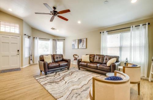 Greenfield Lakes House | 5 Mi to Dtwn Gilbert! Desert Gem w/Fenced-In Pool