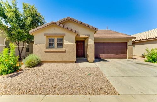 Gilbert House | 5 Mi to Dtwn: Modern Gilbert Getaway w/Yard!