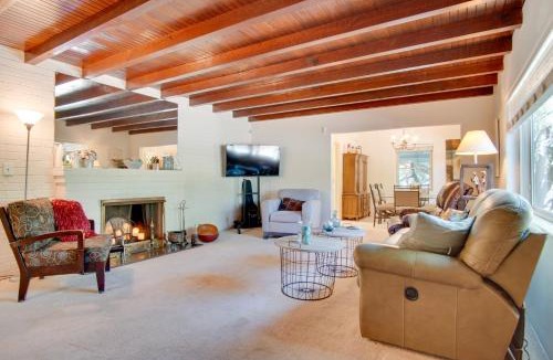Richland Heights East House | 5 Mi to Dtwn: Tuscon Escape w/Yard & Patio!