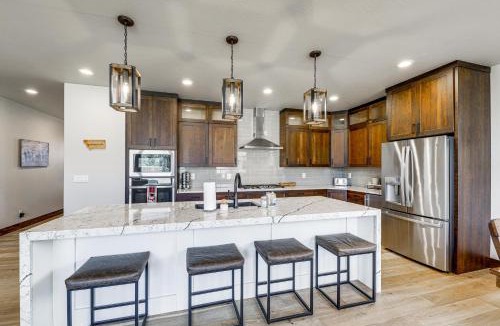 Columbia Falls House | 5 Mi to Flathead River: Serene Mountain-View Gem!