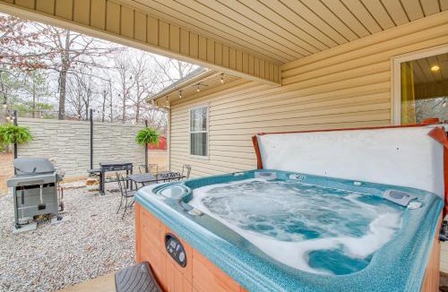 Hot Springs Village House | < 5 Mi to Lake Desoto: Grand Hot Springs Home
