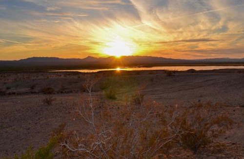 Mohave Valley House | 5 Mi to River: Topock Boating & Off-Roading Oasis!