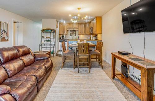 Fraser House | 5 Mi to Winter Park Resort: Unit w/Pool & Hot Tub