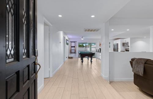 South Scottsdale House | 5 min to Old Town, Pool & Hot Tub
