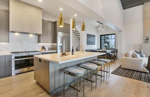 Deer Valley Apartment | 50 - Six Bedroom with Spa Stag Lodge