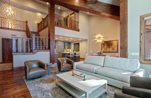 Empire Pass Apartment | 504 - Five Bedroom Penthouse Grand Lodge condo