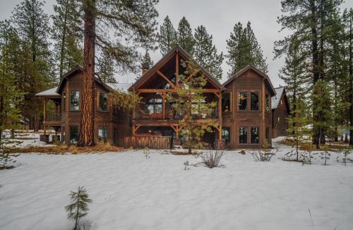 Sunriver House | 56373 Trailmere Circle