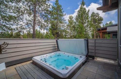 Sunriver House | 56700 Dancing Rock Loop