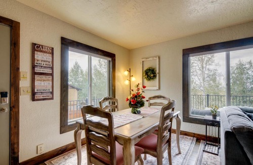 Fish Lake House | 6-Bedroom, 2-Bath Cabin 4 Mi From Fishlake, UT