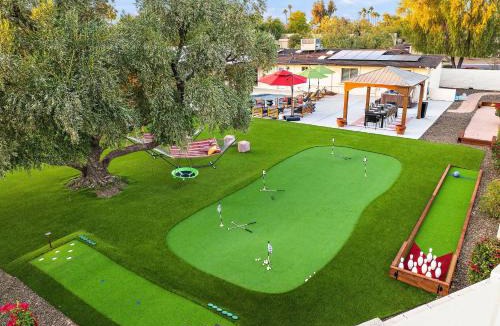 Shea North Estates House | 6 BR w Sport Court Pool Playground Hot Tub Arcade