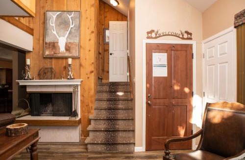 Vail House | 6 Chamonix Lane Townhouse