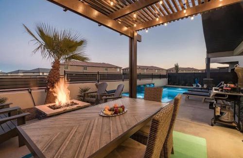 Santa Clara House | 62| Blissful Poolhouse at Ocotillo Springs with Private Pool