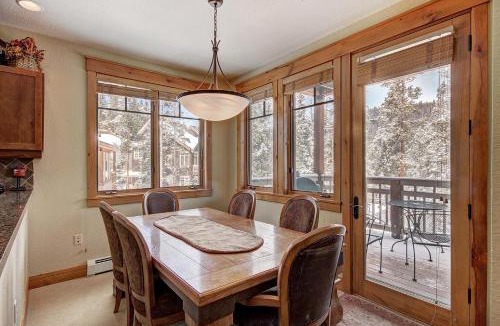 Keystone House | 6546 Settlers Creek Townhomes Condo