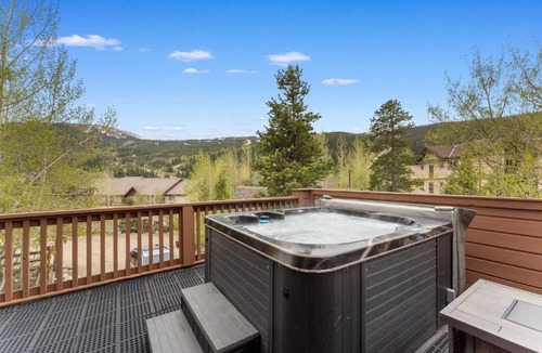 Keystone House | 67 W Hanson Road : 2