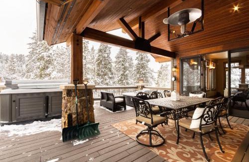 Elk Run House | 671 Elk Circle : 2
