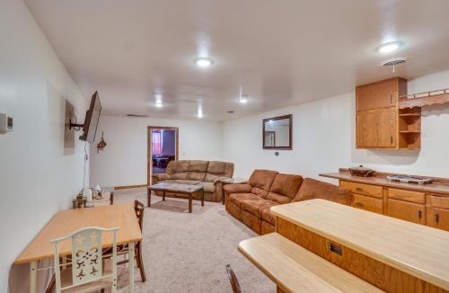 Gary Apartment | 7 Mi to Lake Cochrane: Quaint Gary Getaway!