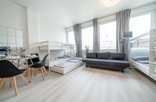Englschalking Apartment | 7 Modern city studio for 7 Bogenhausen near Messe Munich