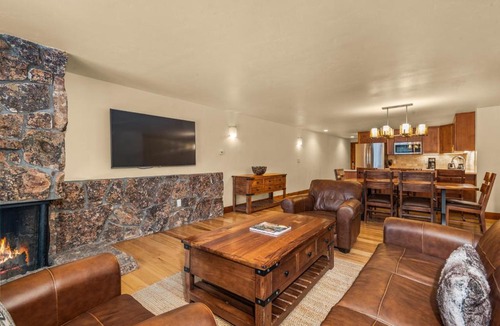 Aspen House | 700 Monarch 205, Deluxe Condo with Private Deck & Mountain Views Located 1 Block to Ski Lift