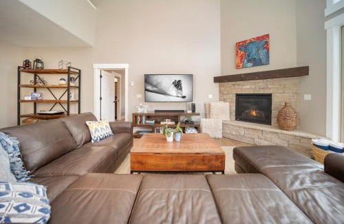 Fraser House | 71 Alder Brook Homer's Hideaway by Stay Winter Park