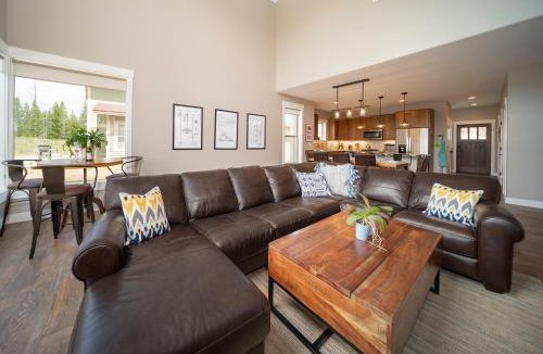 Fraser House | 71 Alder Brook Homer's Hideaway by Stay Winter Park