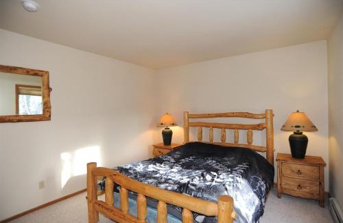 Baldy Mountain House | 72 Clubhouse