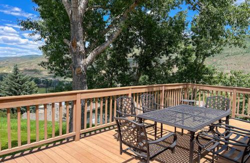 Eagle-Vail House | 734E Eagle Dr
