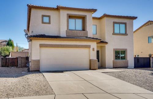 Spanish Trails Estates House | 8 Mi to Saguaro National Park: Family Home w/Yard