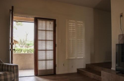 Paradise Valley Oasis House | 87 Mountain View - Private Bedrooms with Shared Bathroom in Co-Living House