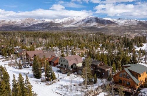 Grand Lake House | 874 Kinnikinnick Rd