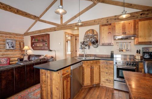 Big Sky House | 9 Cabin Hollow