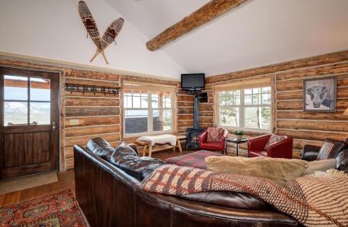 Big Sky House | 9 Cabin Hollow