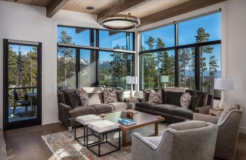 Big Sky House | 9 Deep Forest Drive