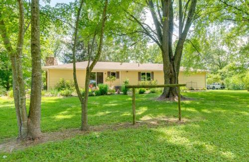 Frederick House | 9 Mi to Downtown Rushville: Cozy Getaway w/Grill