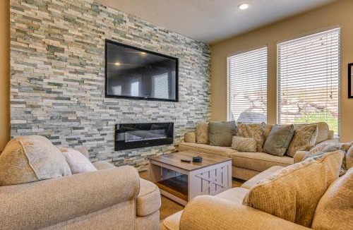 St. George House | 9 Mi to Sand Hollow! Family Duplex w/Resort Perks