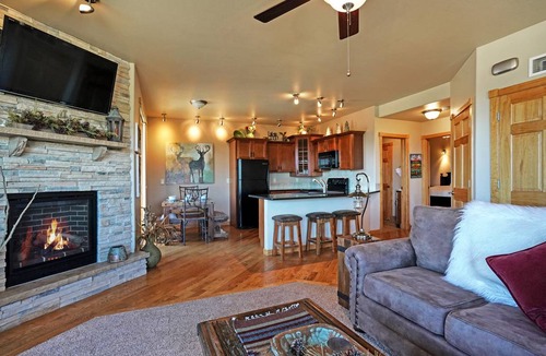 Estes Park Condo | 91 m² Condo ∙ 2 bedrooms ∙ 6 guests