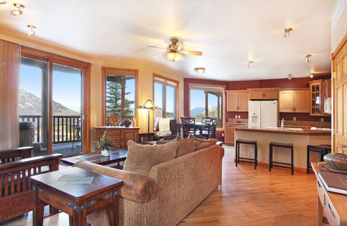 Estes Park Condo | 94 m² Condo ∙ 2 bedrooms ∙ 6 guests