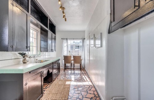 Tucson House | 940A Florita