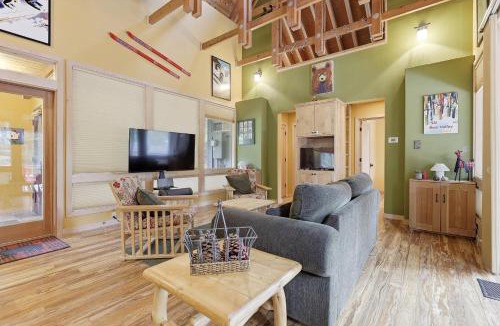 Bear Valley House | A-Frame Home with Deck & BBQ - VH223 cabin