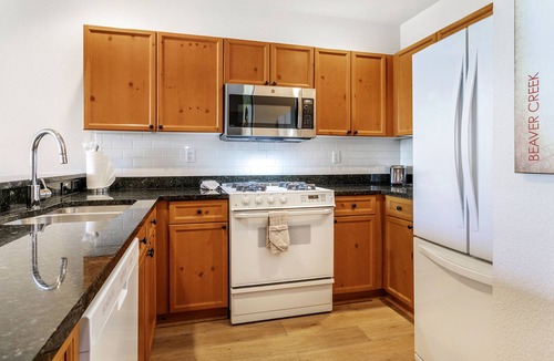Avon Condo | A Gem in the Heart of the Valley, Fitness Room, Sauna, Underground Parking