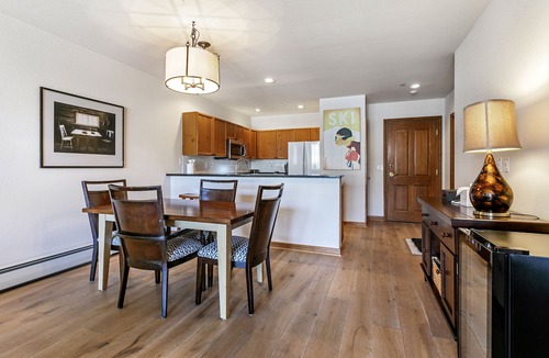 Avon Condo | A Gem in the Heart of the Valley, Fitness Room, Sauna, Underground Parking