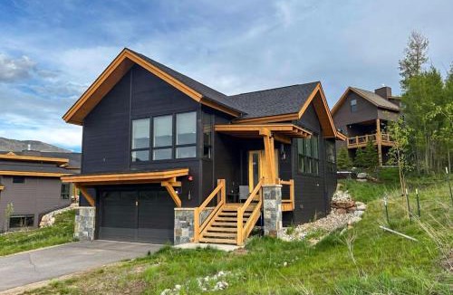 Silverthorne House | A Slice of Silverthorne