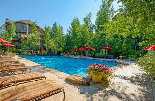 Edwards House | A6 Village Townhouse