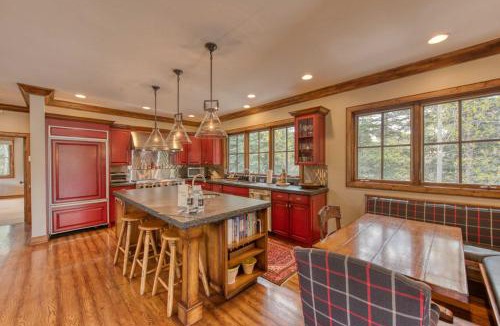 Ketchum House | Abode at Frenchmans sauna hot tub Ketchum