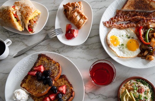 Paradise Valley Village Hotel | AC Hotel by Marriott Scottsdale North